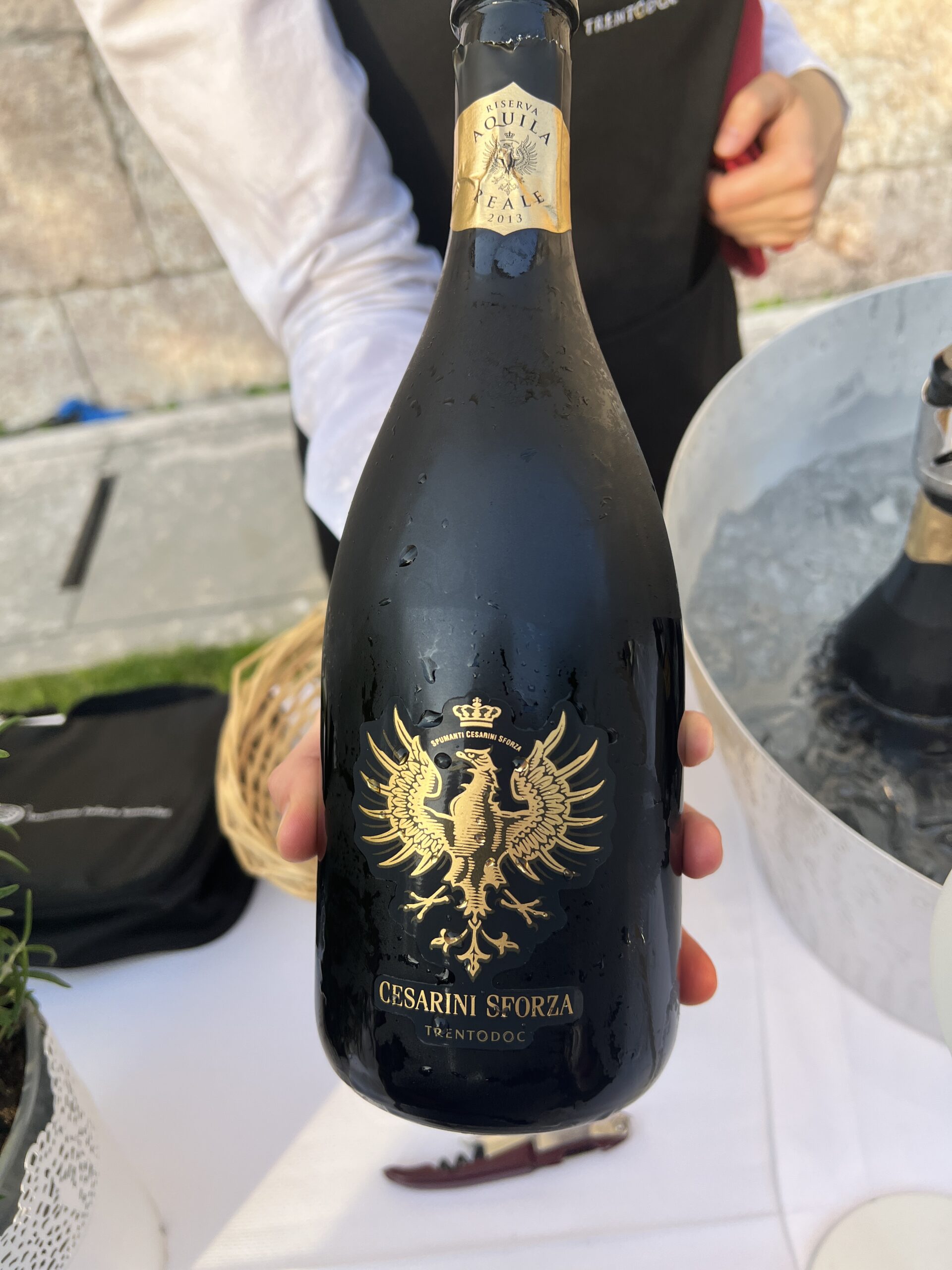 Aquila Reale Riserva 2004 e il 50° Anniversario di Cesarini Sforza