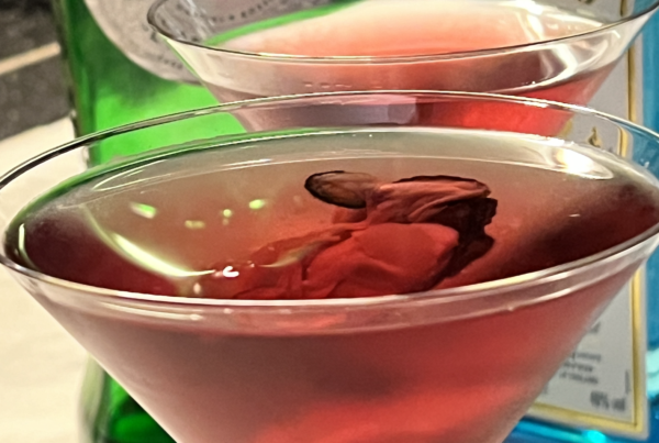 Ostrica Cocktail Martini