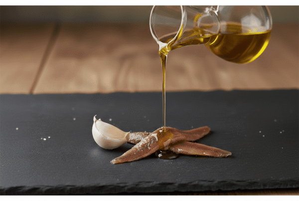 Acciughe del Cantabrico sott’olio all’aglione