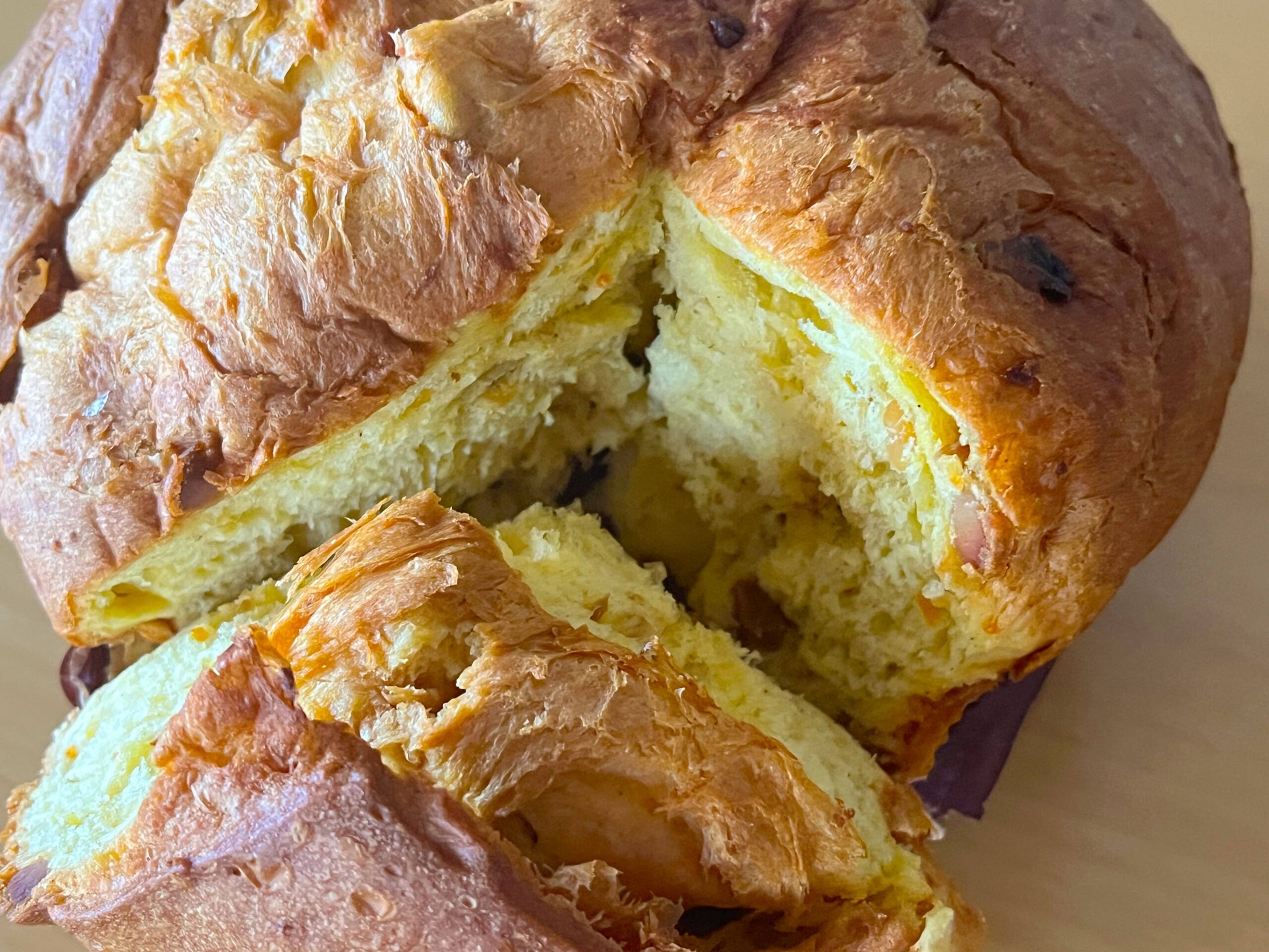 Dalla Sicilia un panettone identitario: Marsala e fichi firmato Le Lumie