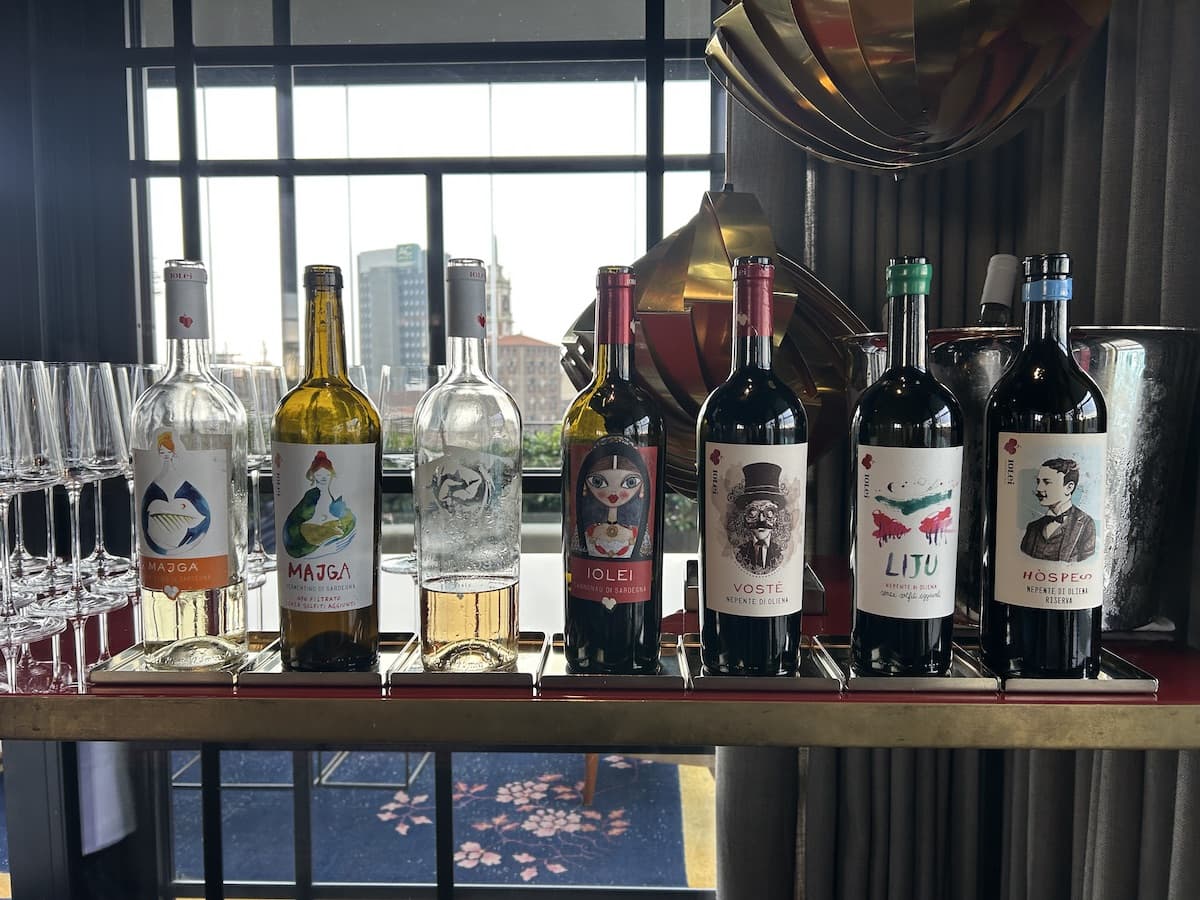 Le bottiglie della degustazione Iolei