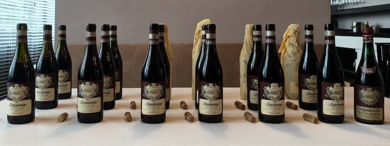 Famiglia Farina Amarone della Valpolicella Classico si presenta in verticale