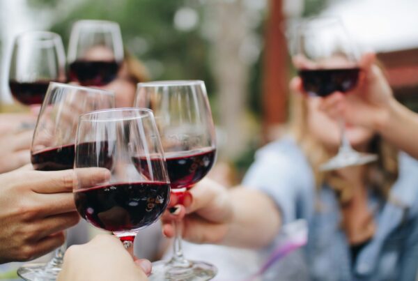 Donne del Vino Toscana: 8 Marzo tra Eccellenza e Impegno Sociale
