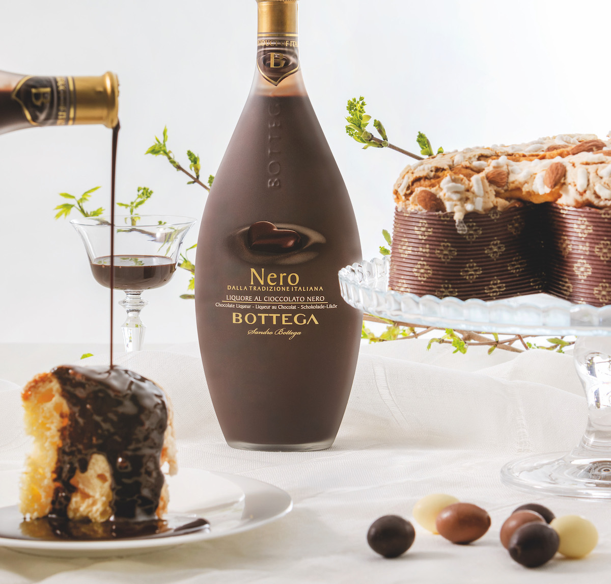 Colomba e Nero Bottega: il liquore al cioccolato che reinventa il rito pasquale
