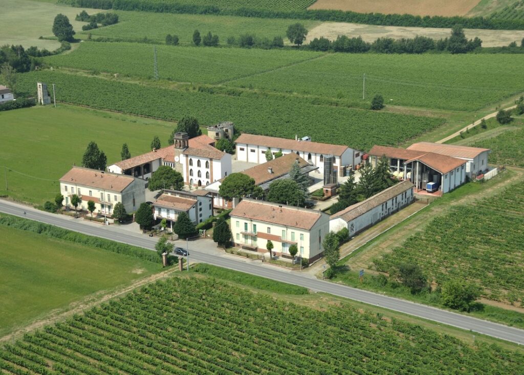 Cantine Romagnoli: vista aerea della cantina