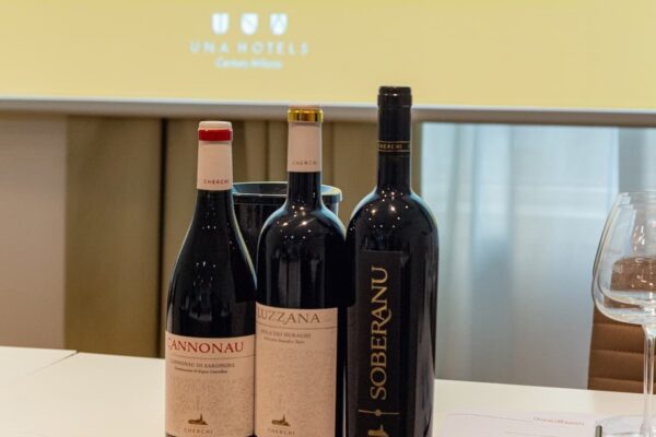 Tre differenti etichette di Cannonau